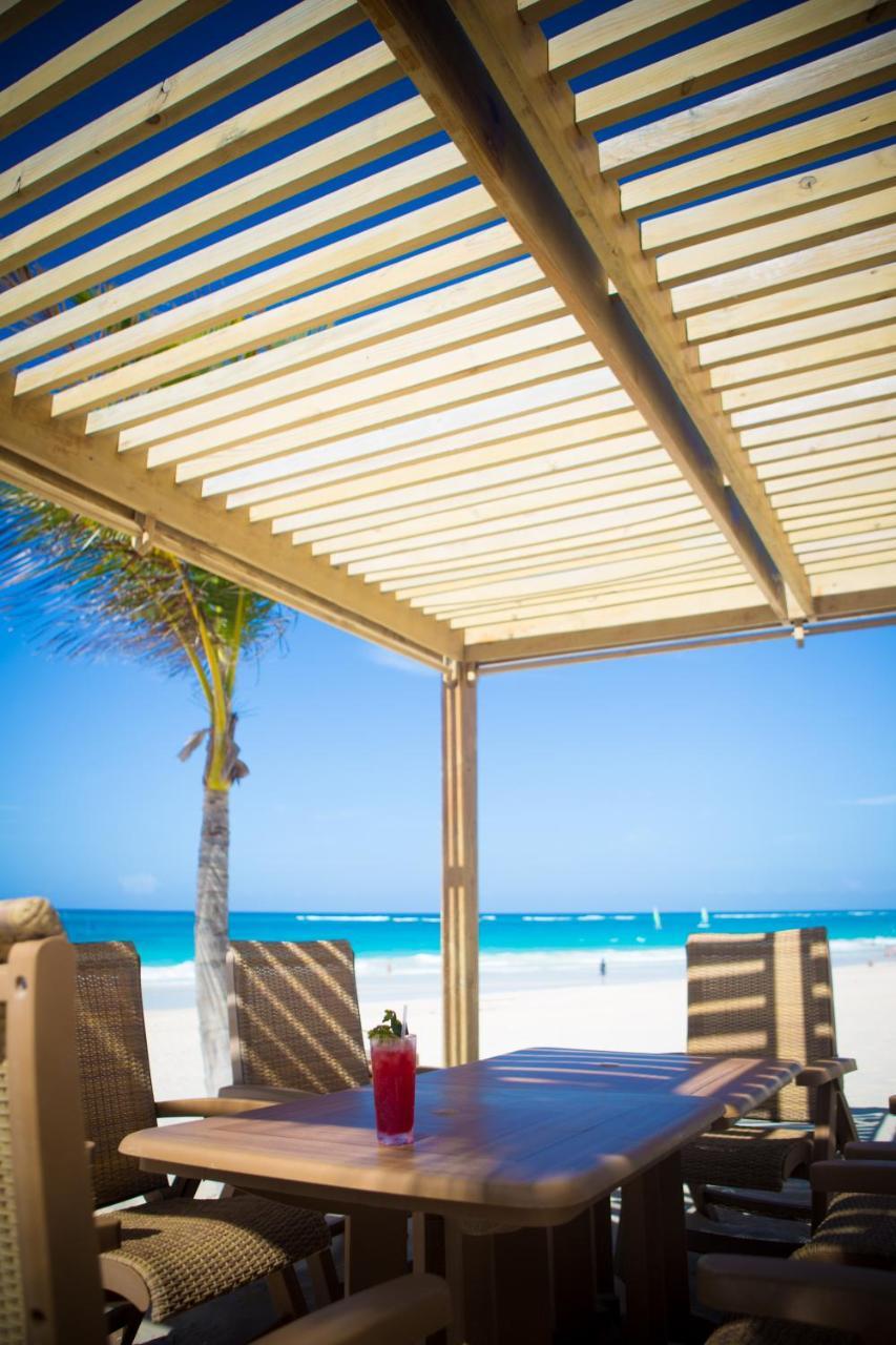 Coral House Suites ปุนตากานา ภายนอก รูปภาพ
