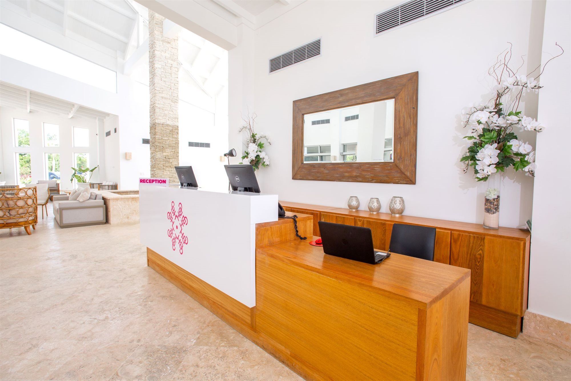 Coral House Suites ปุนตากานา ภายนอก รูปภาพ
